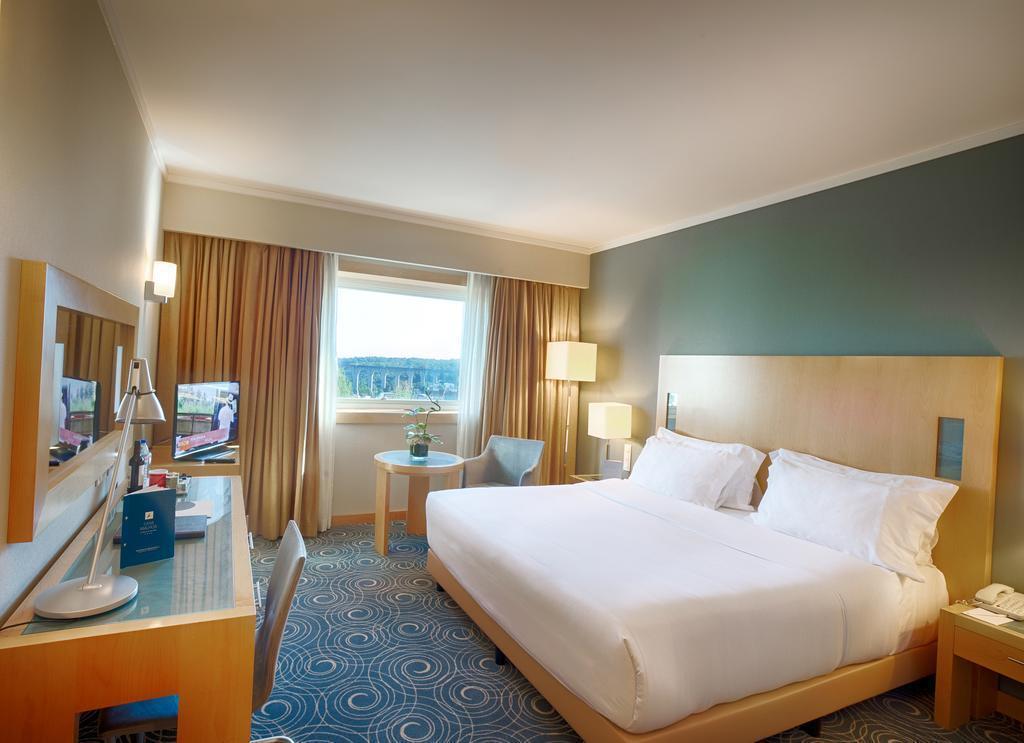 Отель Sana Malhoa Park Hotel 3*