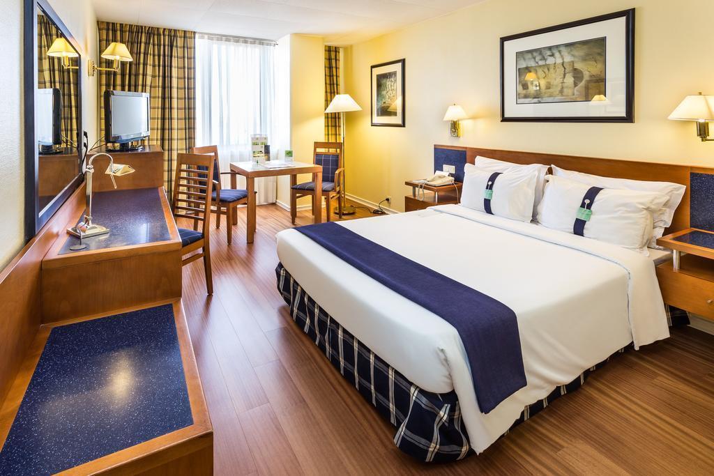 Картинка Holiday Inn Lisboa 4*