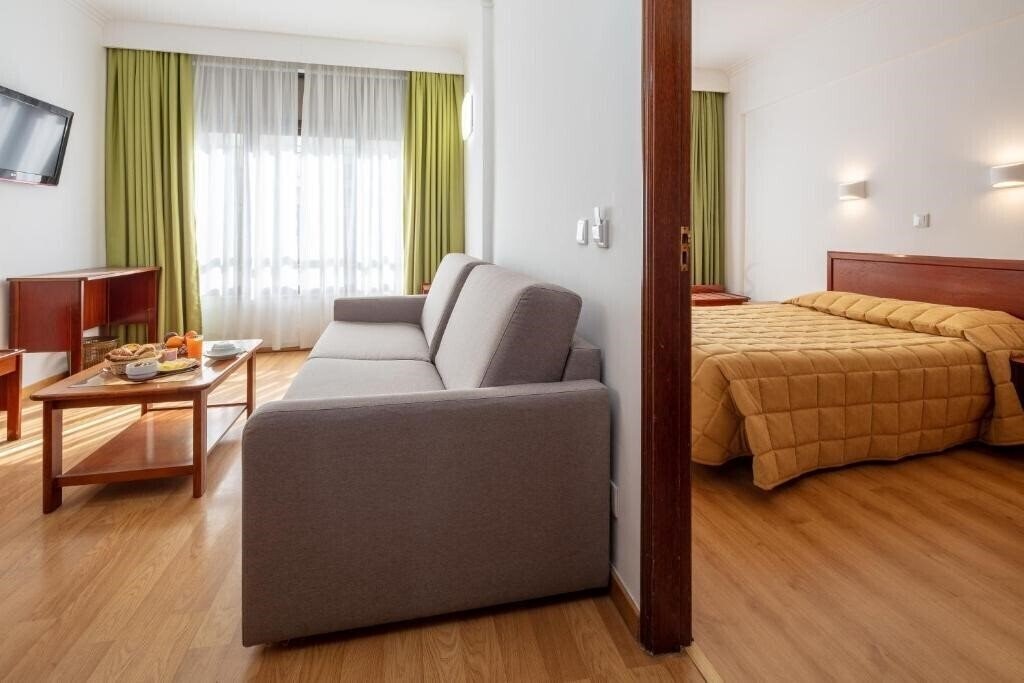 Зображення Dos Anjos 3*