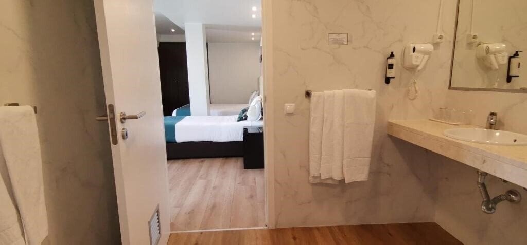 Фото Lisbon City 3*