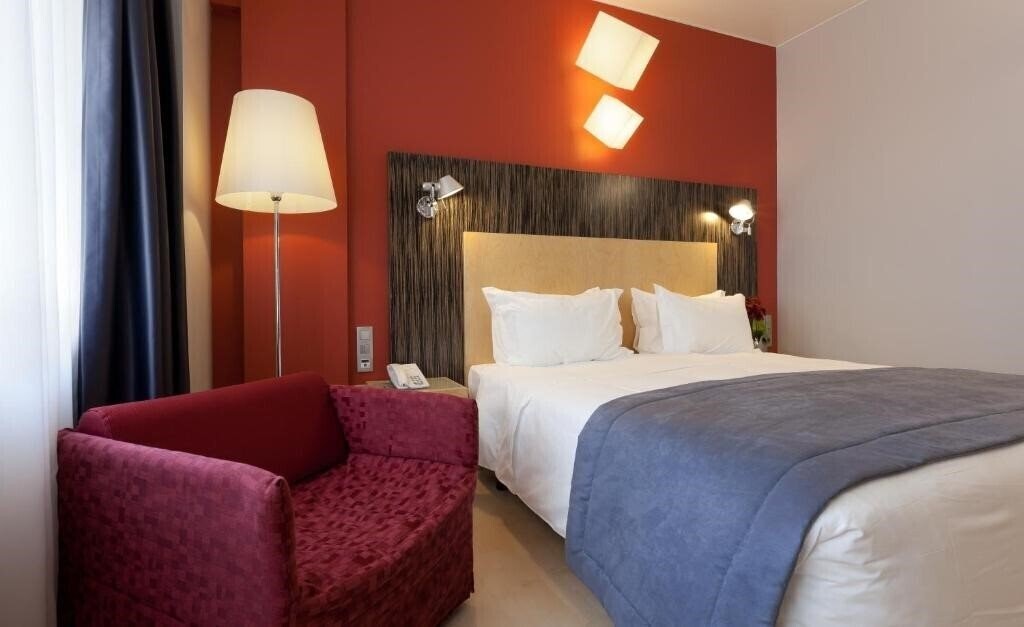 Картинка Alif Avenidas 4*
