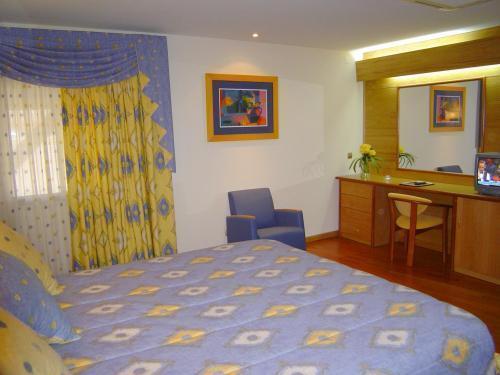 Фотографія Alif 3*