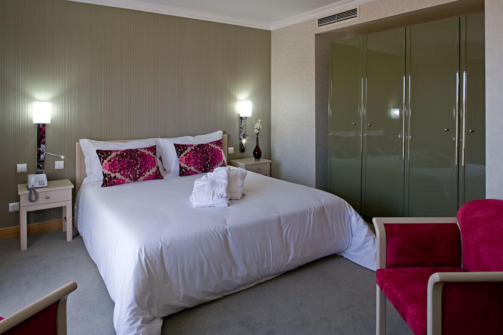 Готель Olissippo Margues De Sa 4*