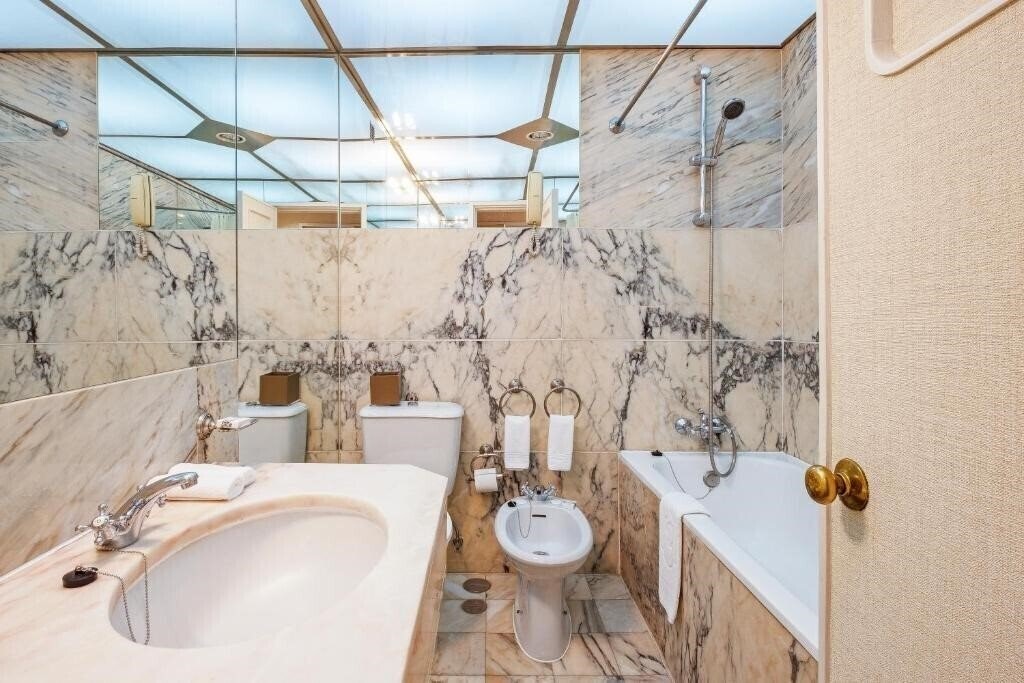 Фото Lisboa Plaza 4*