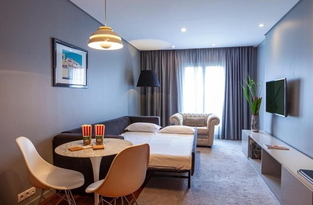 Картинка Altis Prime 4*