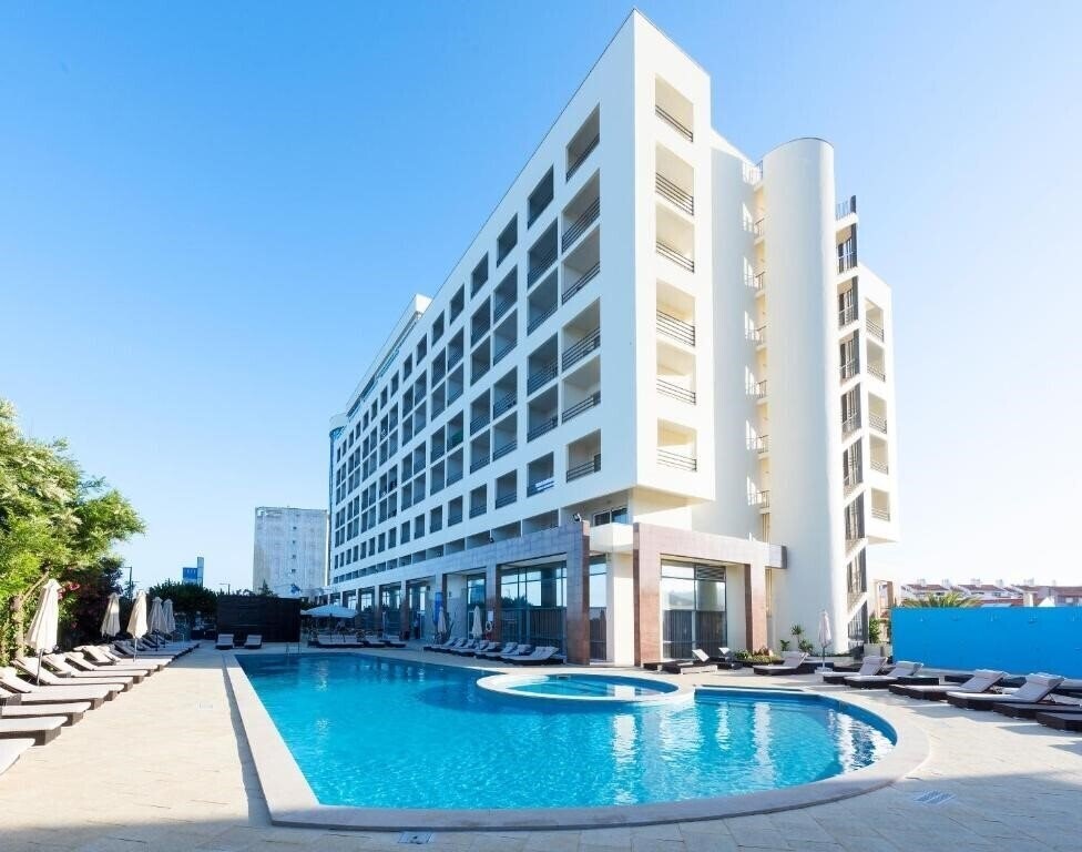 Готель Tryp Lisboa Caparica Mar Hotel 4*