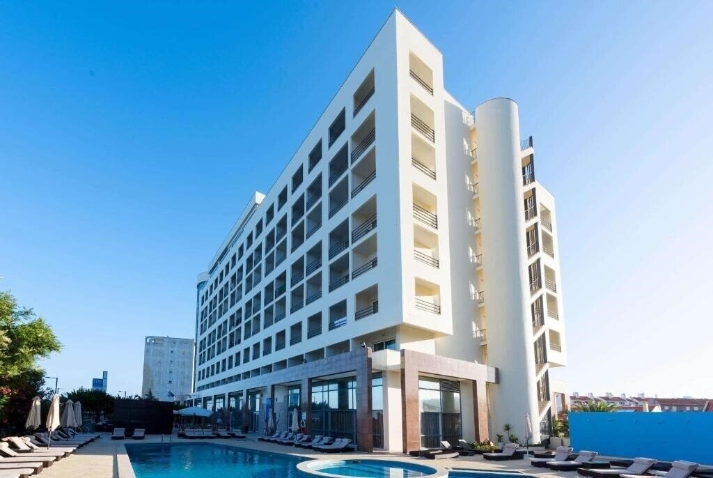 Фото Tryp Lisboa Caparica Mar Hotel 4*