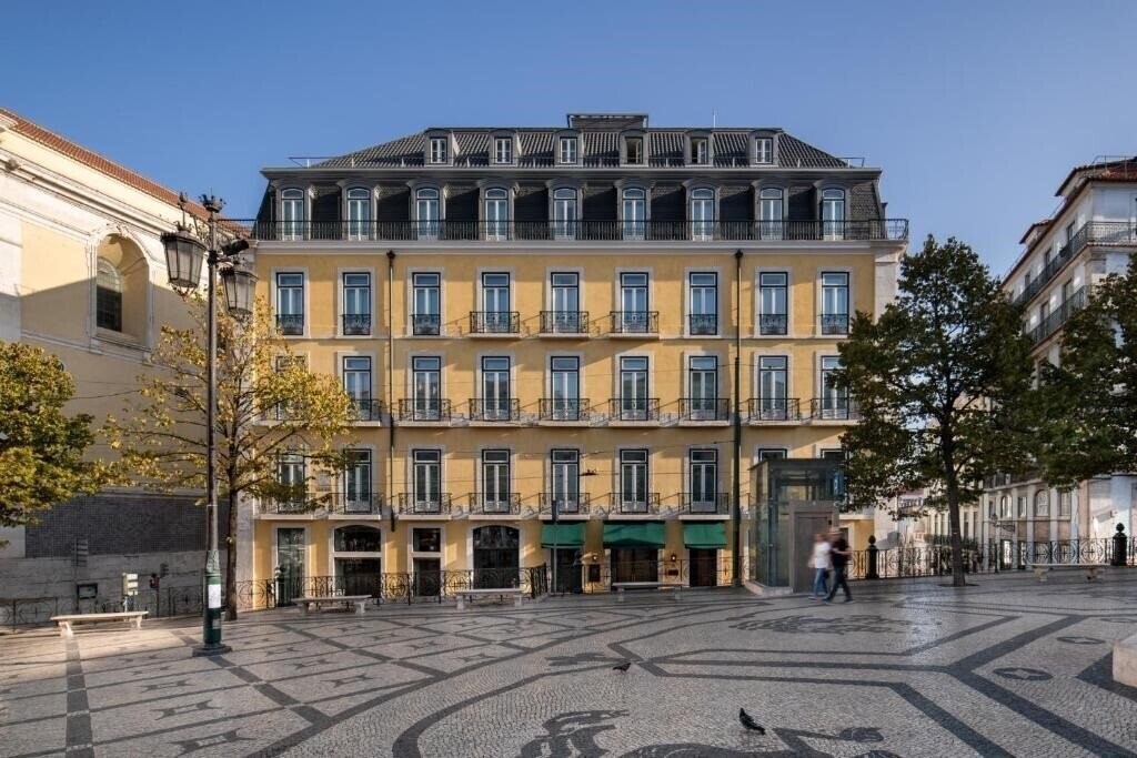 Отель Bairro Alto 5*