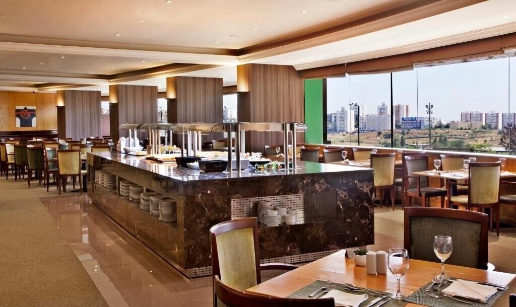 Зображення Ramada By Wyndham Lisbon 4*