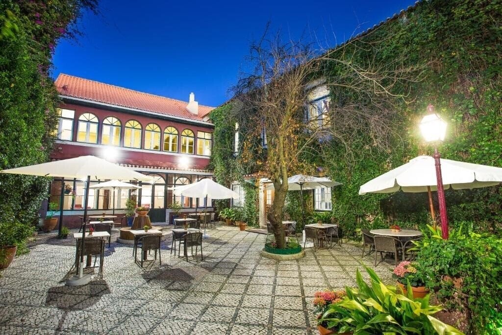 Готель York House 4*