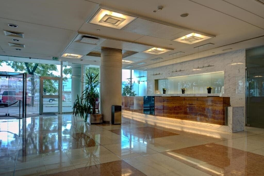 Картинка Vip Executive Entrecampos Hotel & Conference 4*