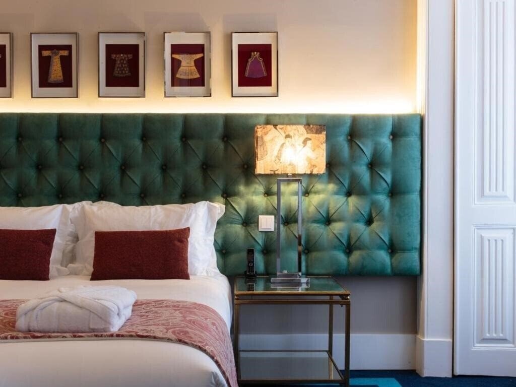 Отель Dear Lisbon Bordalo House 4*