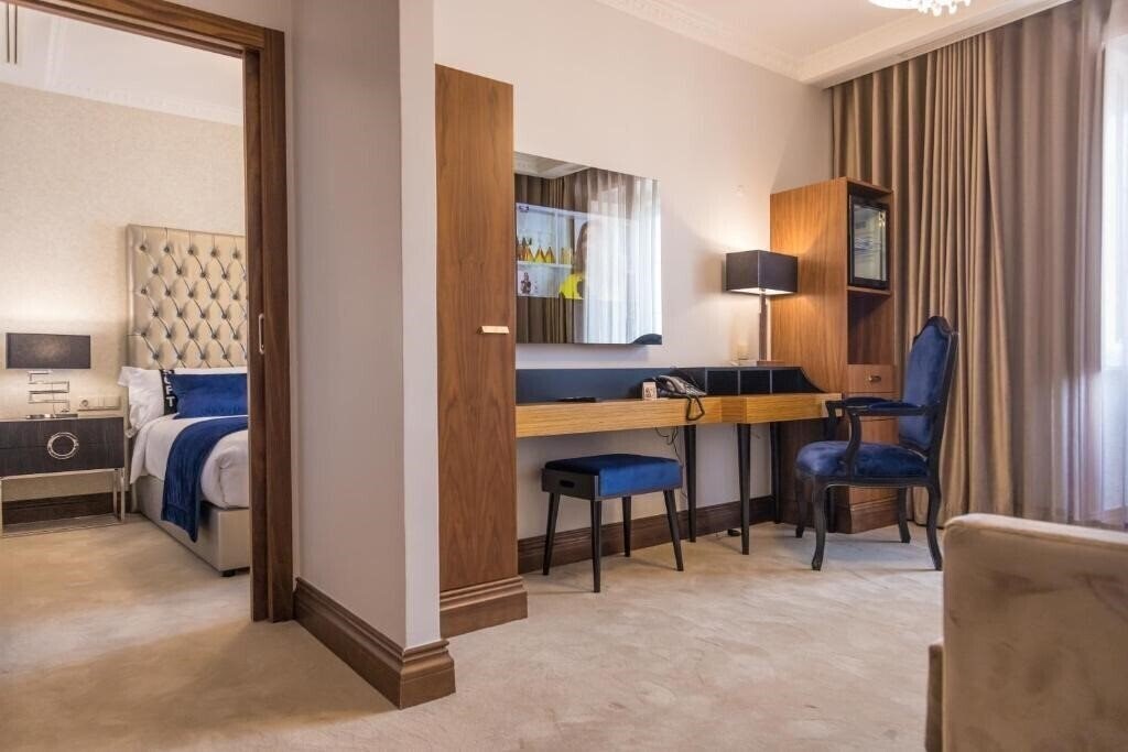 Фото Casual Belle Epoque 5*