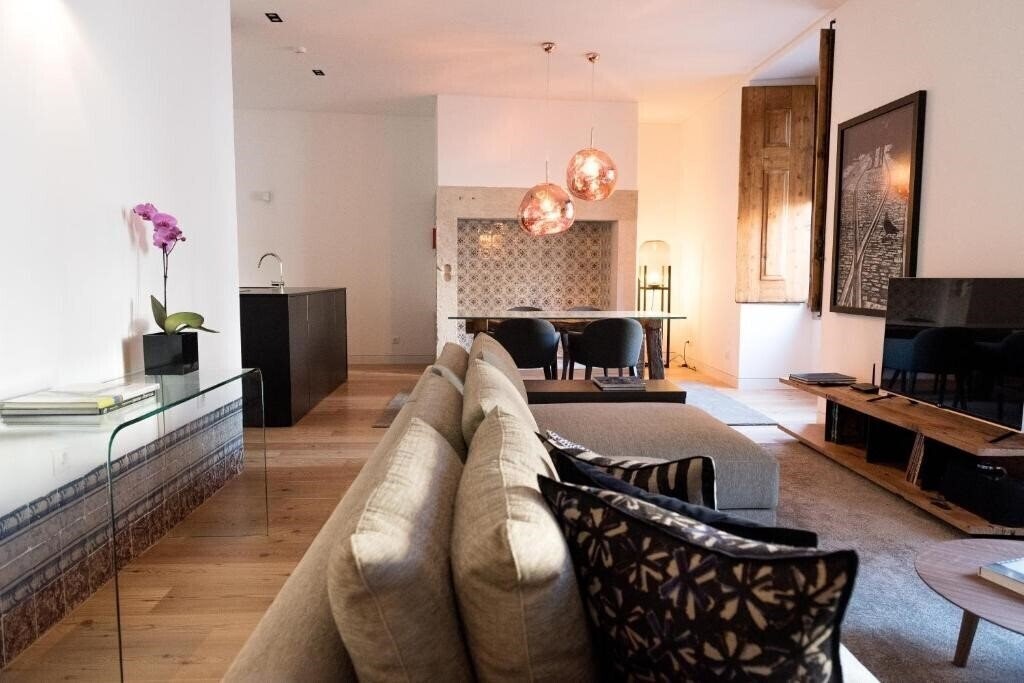 Отель Flora Chiado Apartments 4*