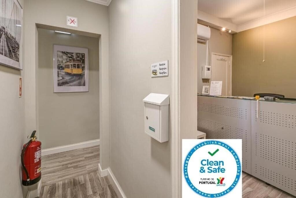 Фото Hostel Seven Hills - Adults Only 2*