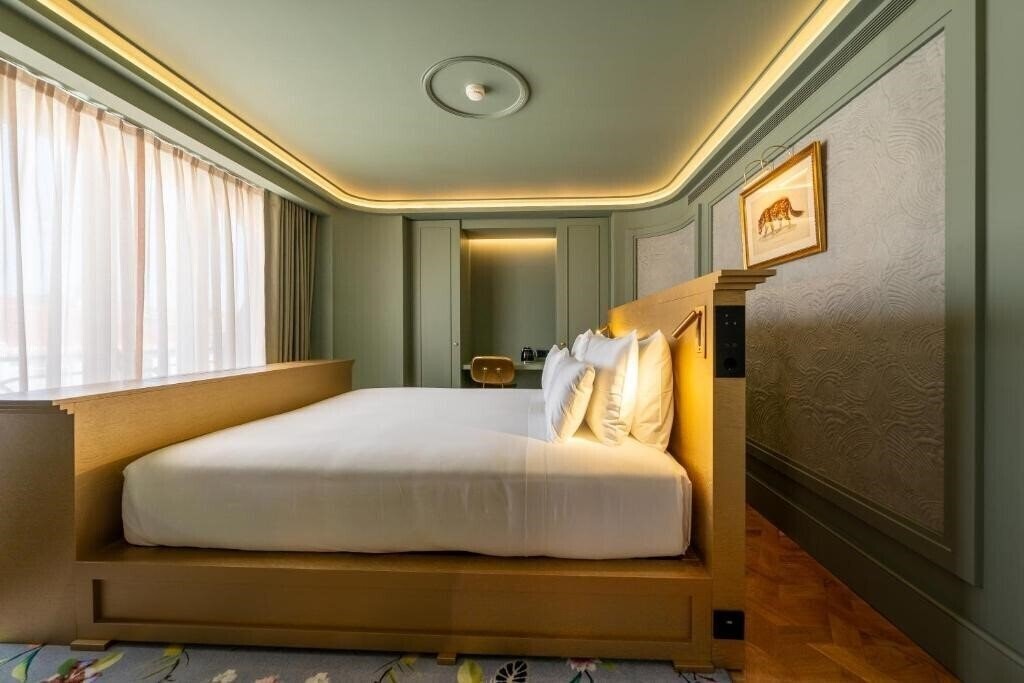 Готель Art Legacy 5*