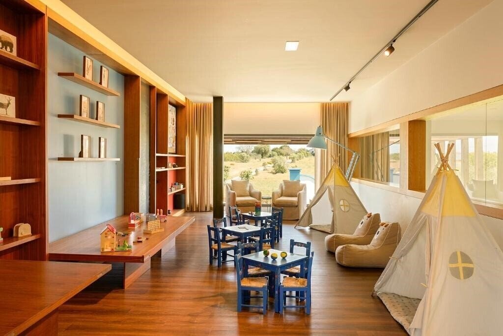 Картинка Octant Hotels Evora 4*