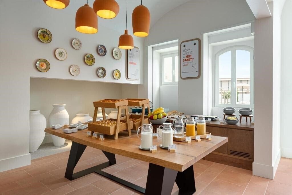 Фотография Holiday Inn Express Evora An IHG Hotel 3*