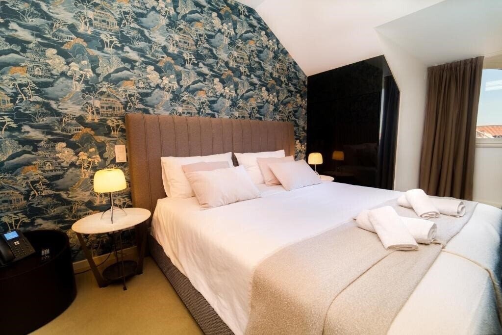 Отель Golden Lisbon Hotel 4*