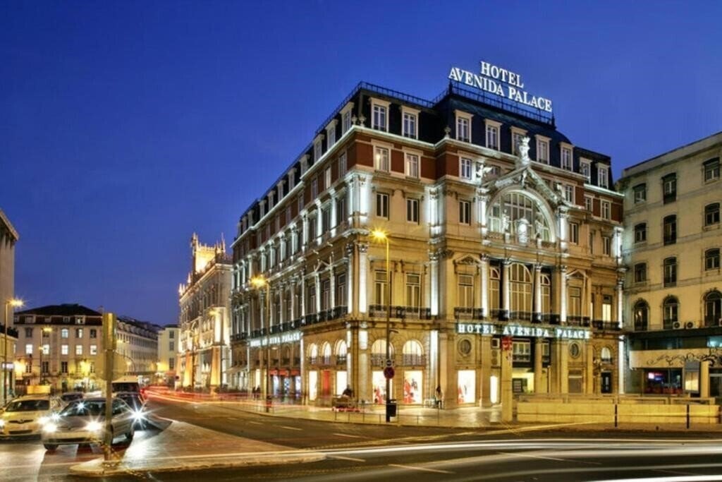Отель Avenida Palace 5*