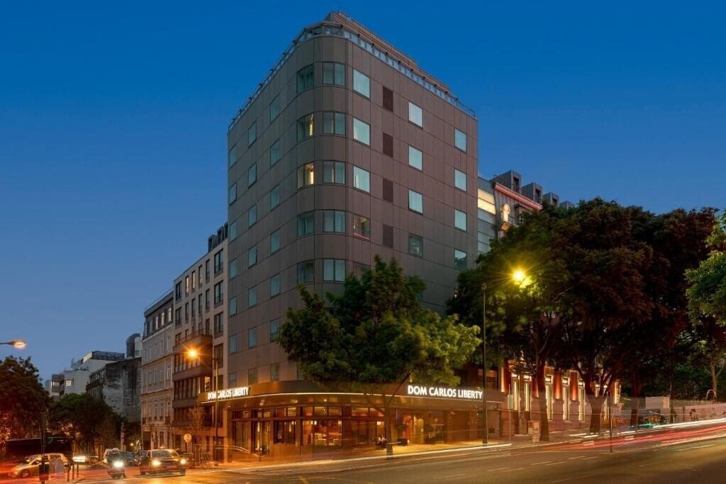 Отель Dom Carlos Liberty 3*