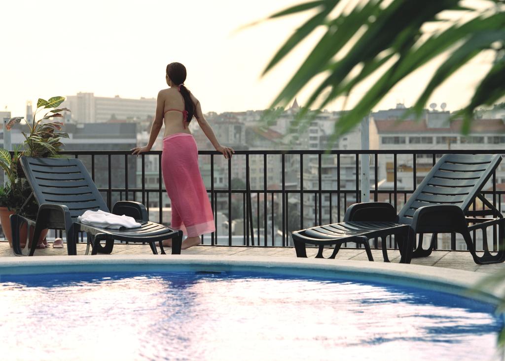 Готель VIP Executive Suites Marques Aparthotel 4*