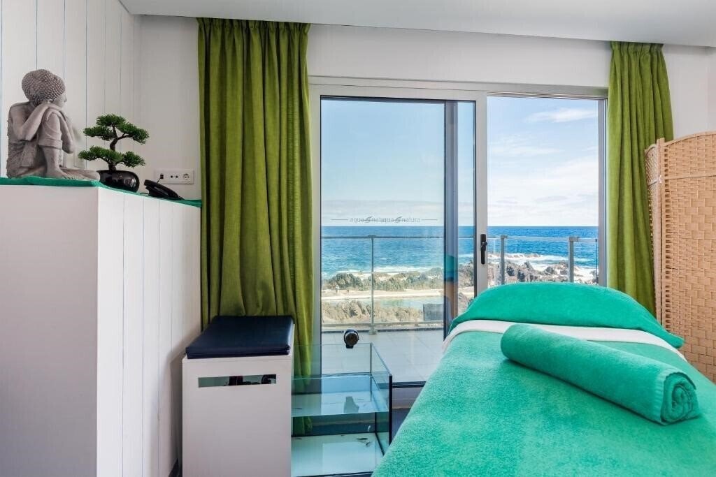 Фото Aqua Natura Madeira Hotel 4*