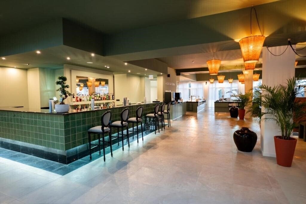 Картинка Enotel Santo da Serra 4*