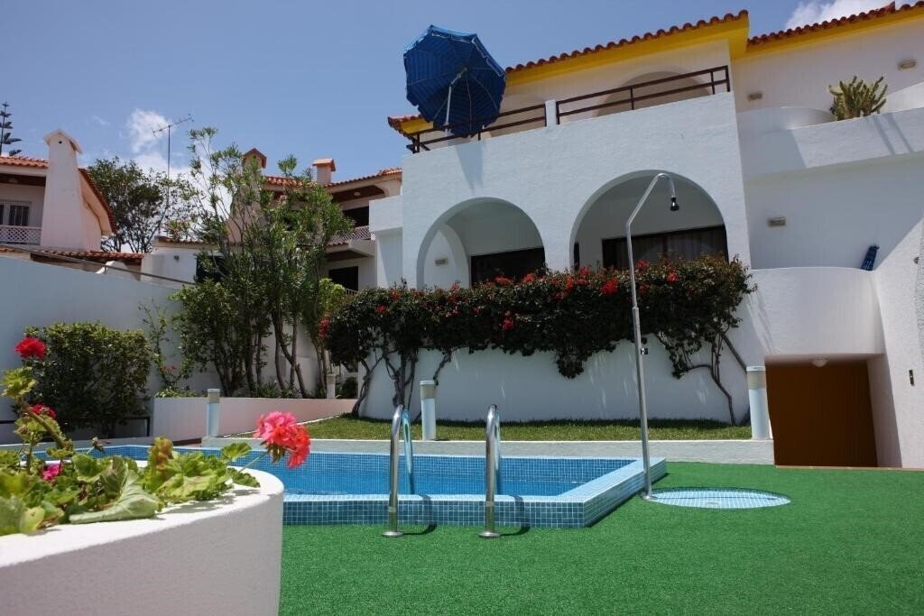 Готель Canico Bay Club 4*