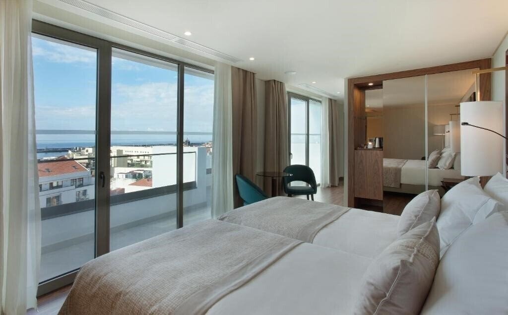Отель Turim Santa Maria 4*