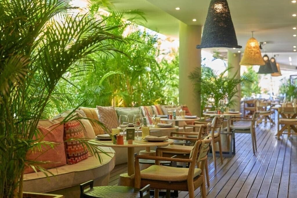 Фото The Residence 4*