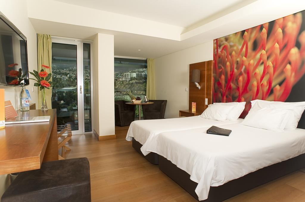 Зображення The Views Baia Adults Only (ex. Four Views Baia) 4*