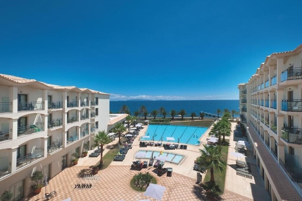 Готель Vila Gale Santa Cruz 4*