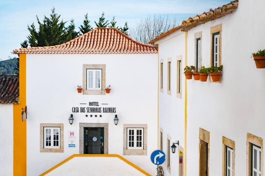 Готель Casa Das Senhoras Rainhas 4*