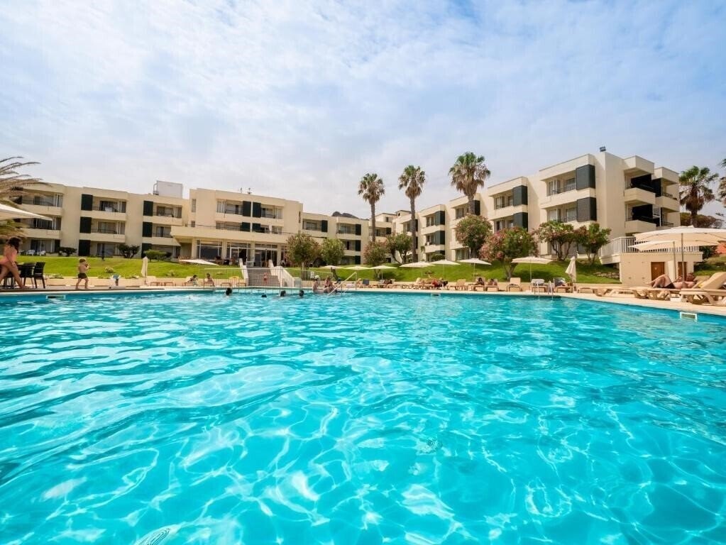 Картинка Vila Baleira Porto Santo 4*