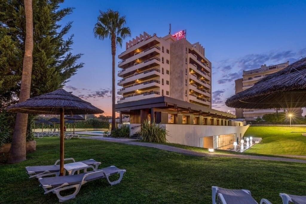 Отель Interpass Vau Hotel Apartamentos 4*