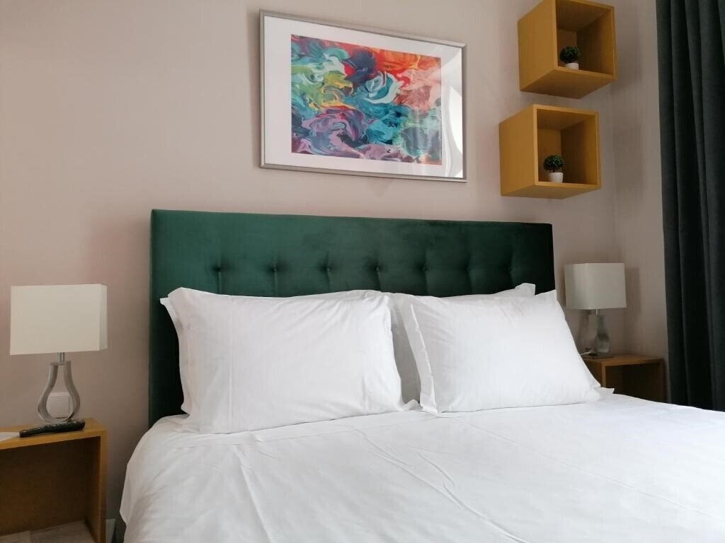 Отель Temple Suites 3*