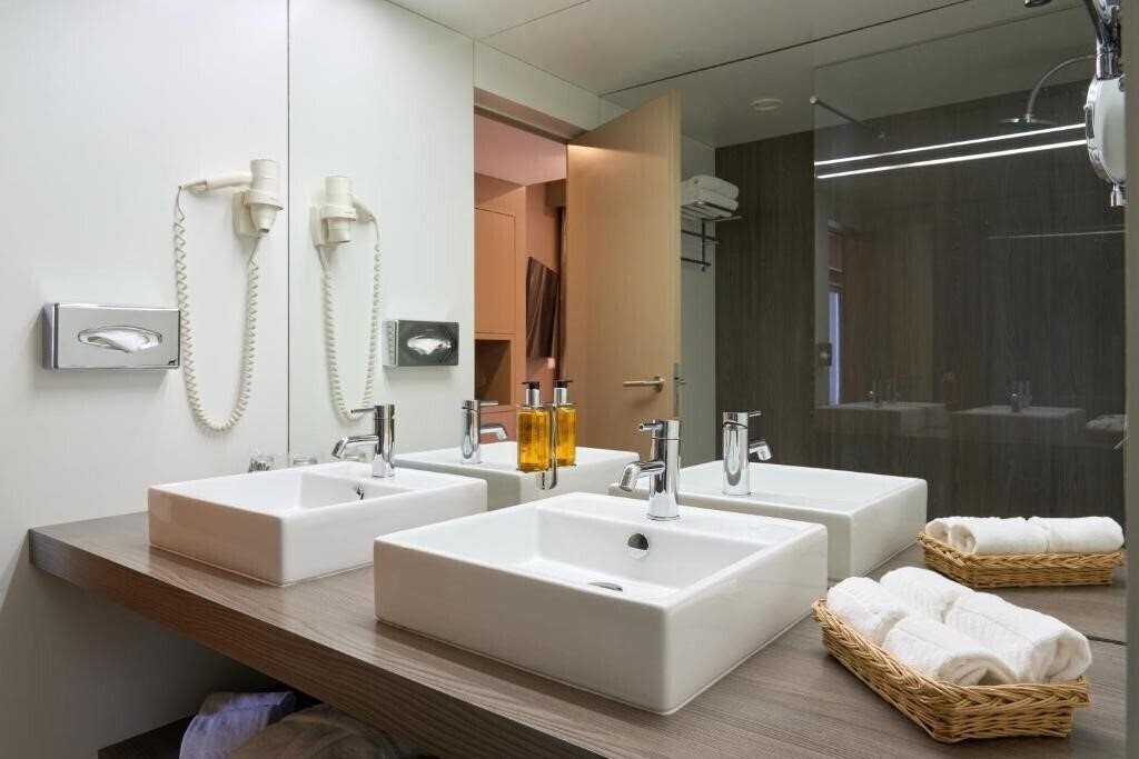 Фотография Quality Inn Portus Cale 4*