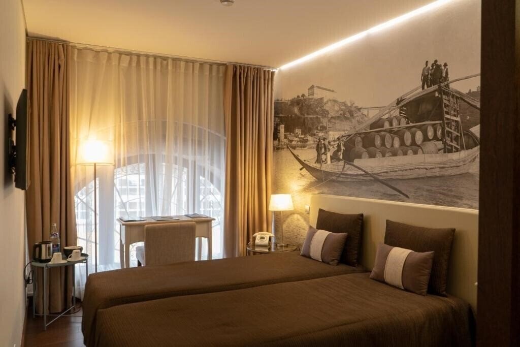 Фото Carris Porto Ribeira 3*