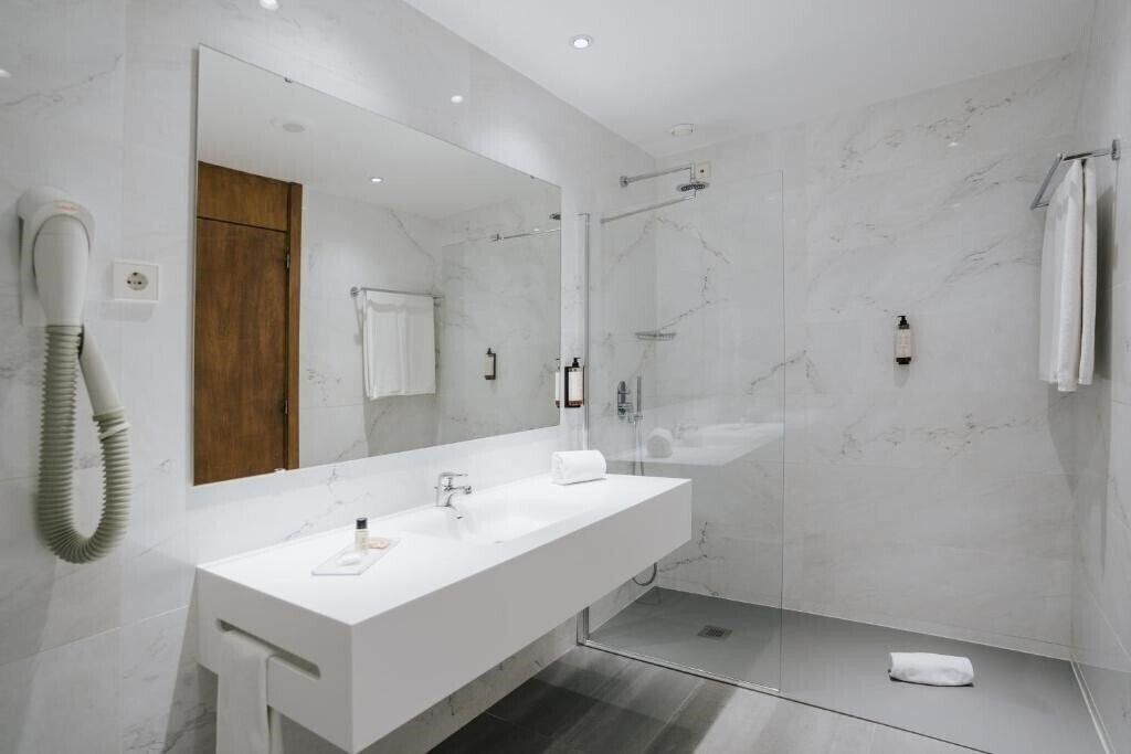 Фотография Premium Porto Aeroporto 4*