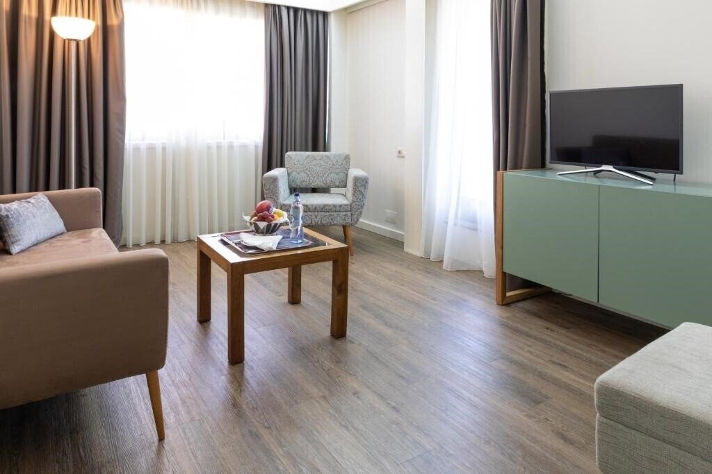Зображення Black Tulip Porto 4*