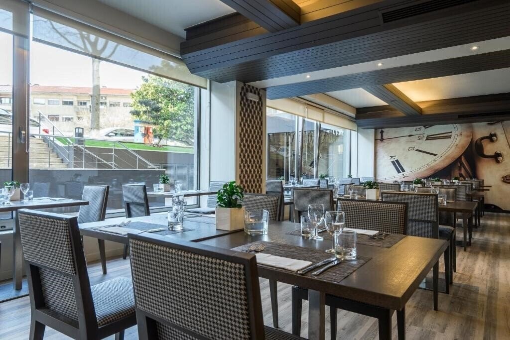 Изображение Hf Tuela Porto 3*