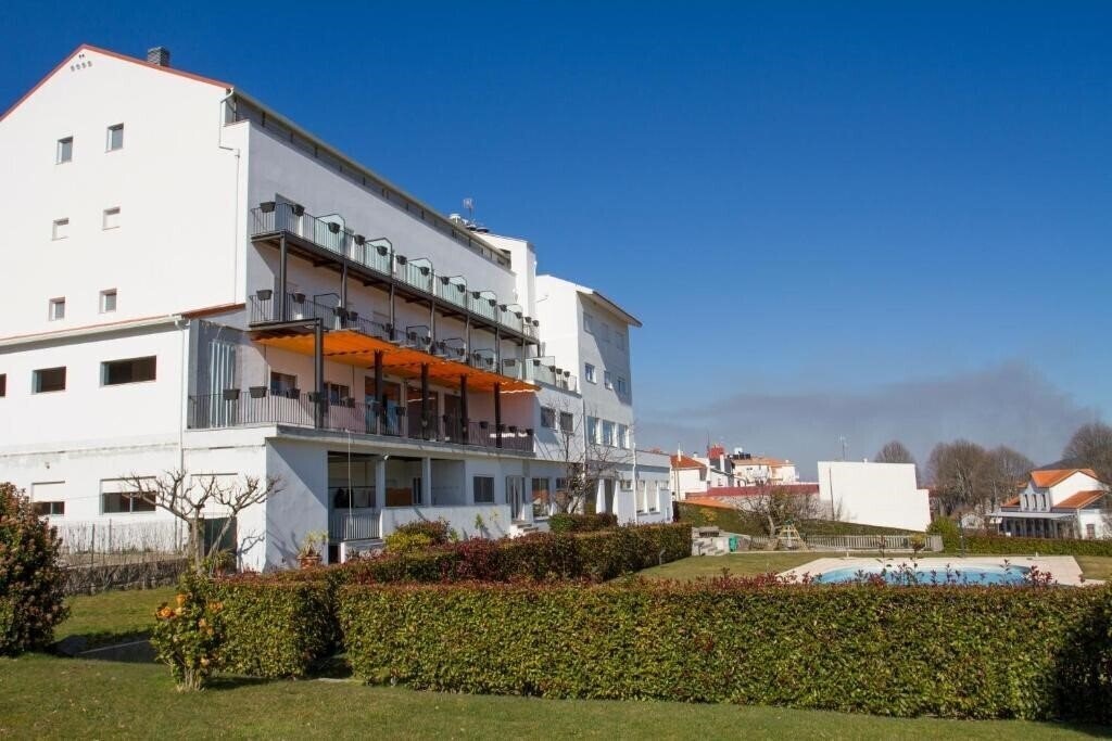 Картинка Hotel Aguiar Da Pena 3*