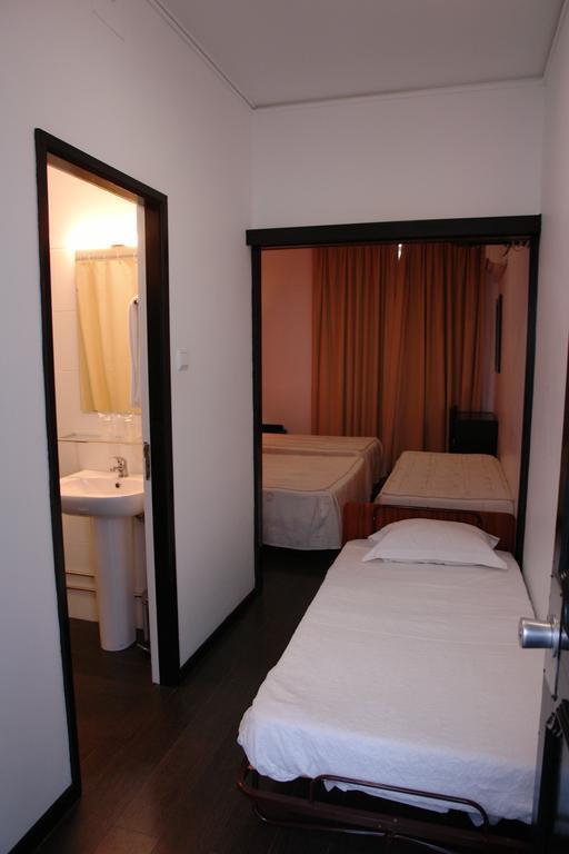 Фотографія Universal 2*