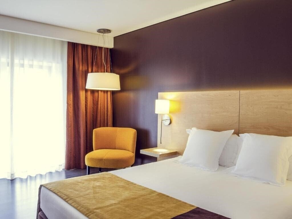 Готель Mercure Braga Centro 4*