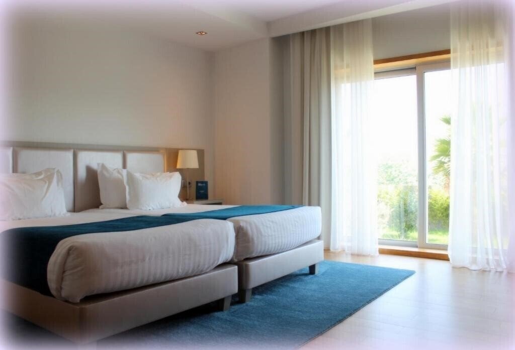 Отель Opohotel Porto Aeroporto 3*