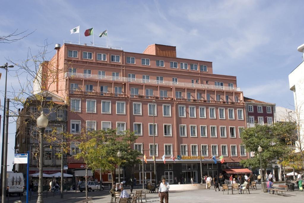 Готель Quality Inn Porto 3*
