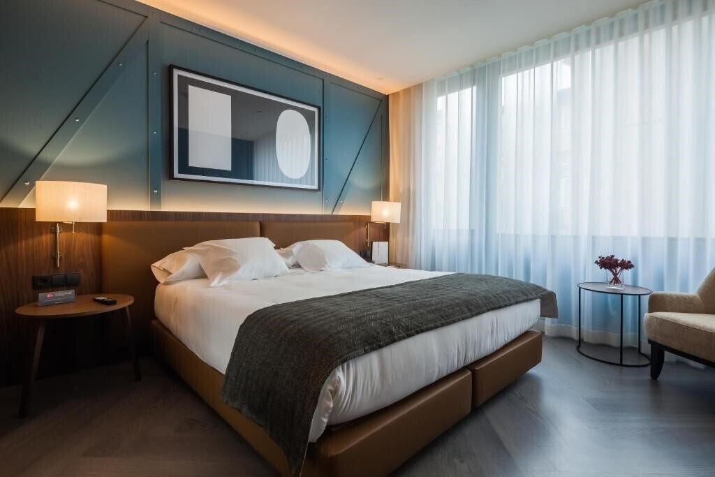 Готель Vincci Porto 4*