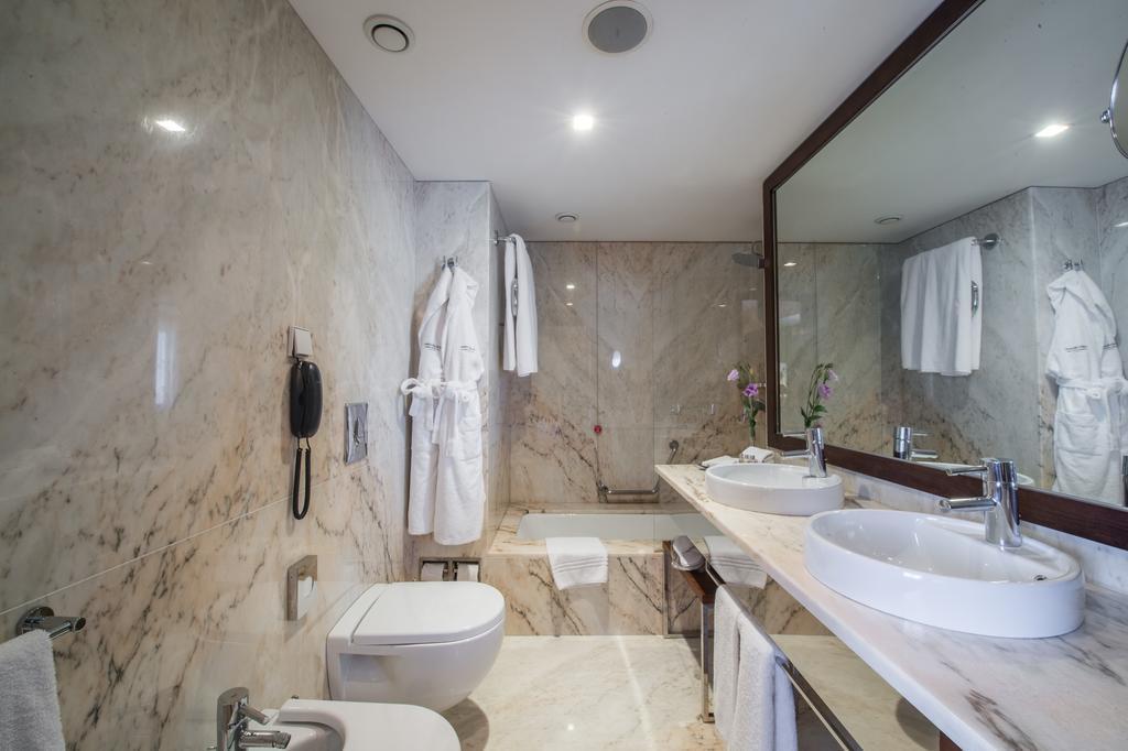 Фото Porto Palacio Congress Hotel & Spa 5*