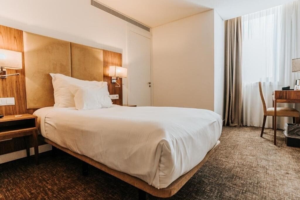 Фото Premium Porto Downtown 4*